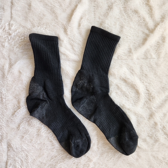 Six Pair of Men's Crew Short Socks Size 9-12 Columbia Timberland Field & Stream - Picture 5 of 7